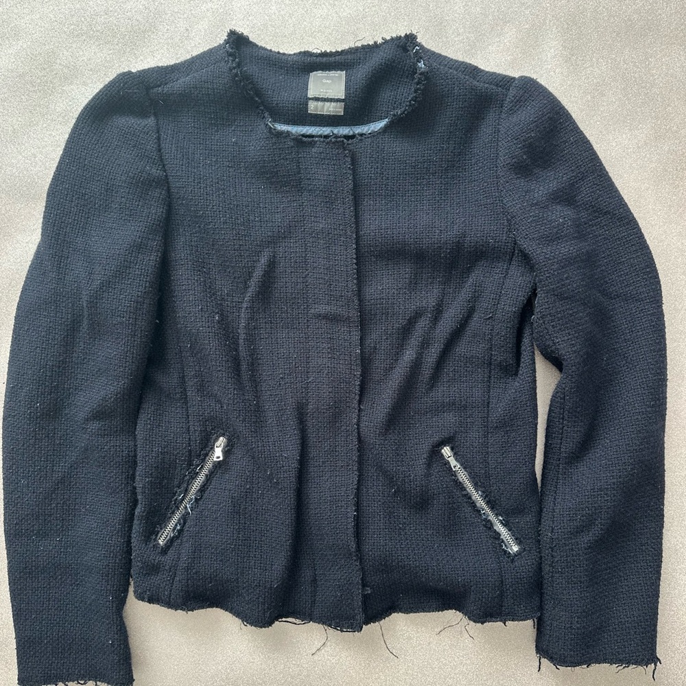 Gap Tween Navy blazer size 2
